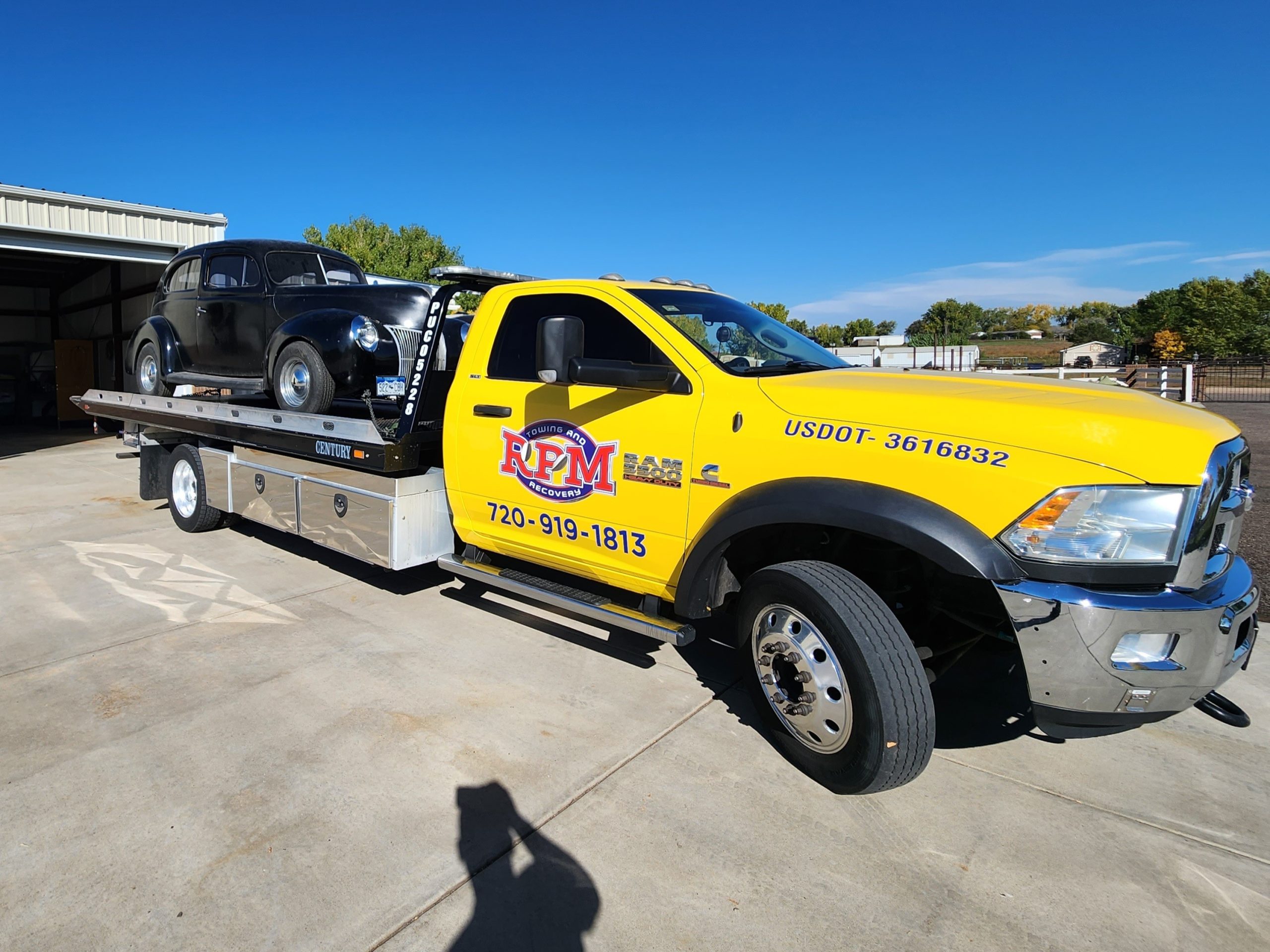 this image shows towing services in Sheridan, CO